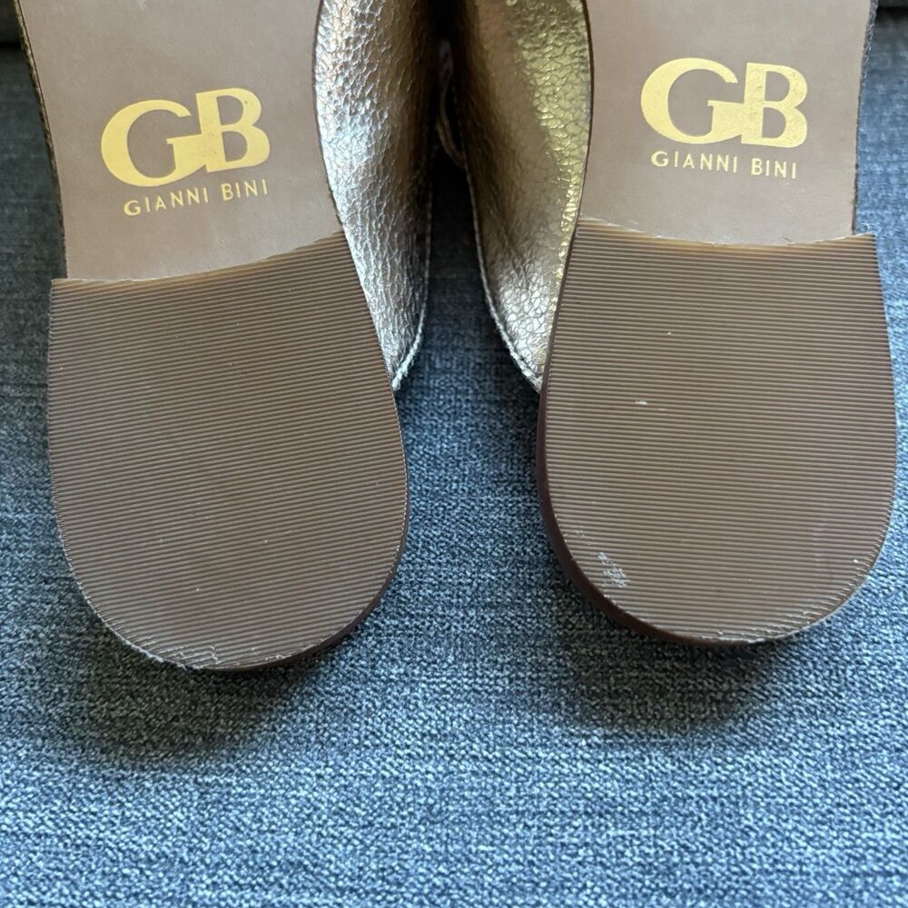 Giani Bini Gold Pebbled Leather Flat Fancy Party Classic Work Fun Shoe Women 5.5 - Picture 13 of 15